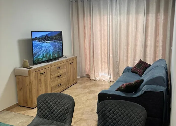 Pintor Llorens Apartment