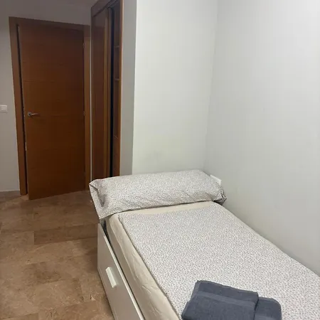 Apartman Pintor Llorens